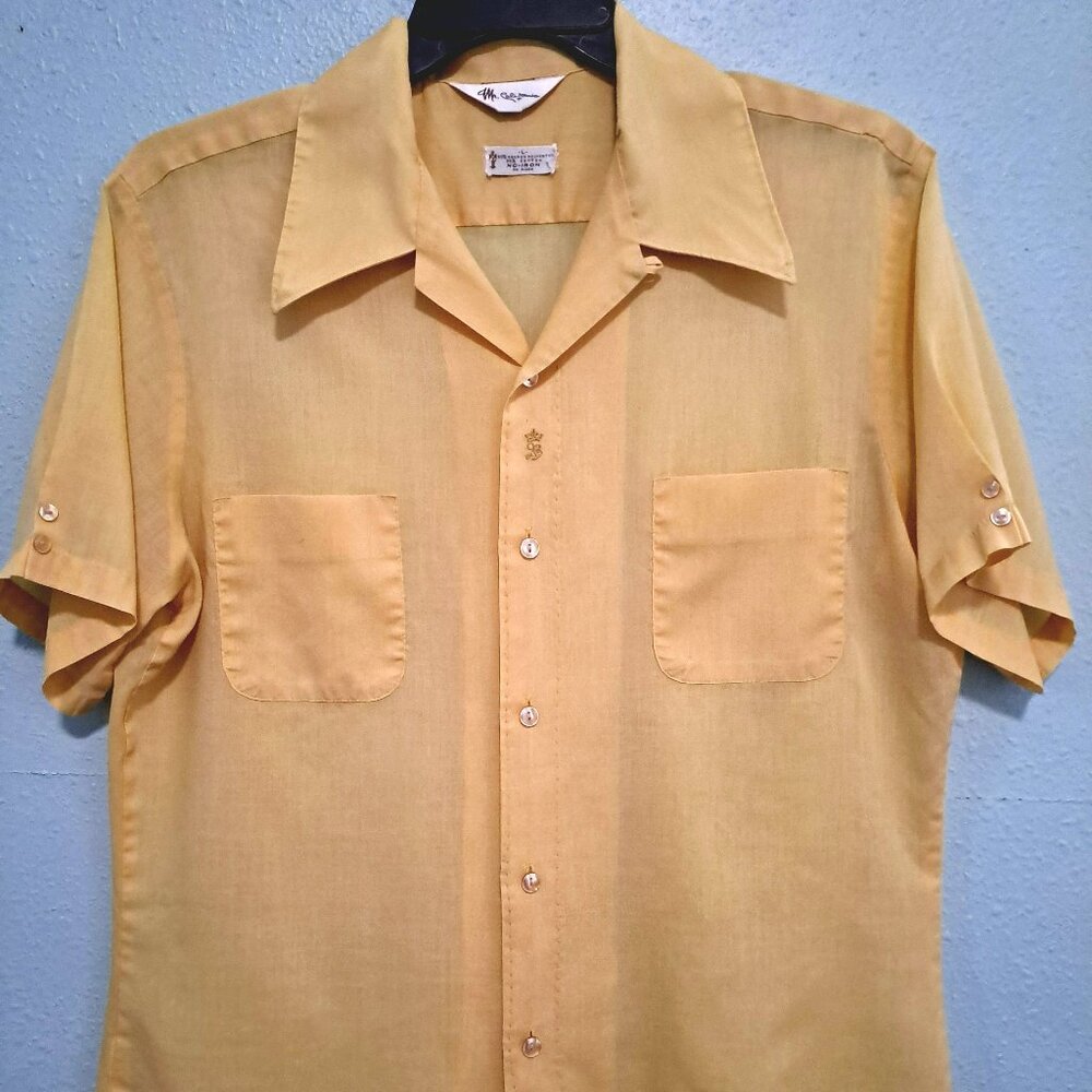Vintage Yellow 60’s Mr. California shirt size Large